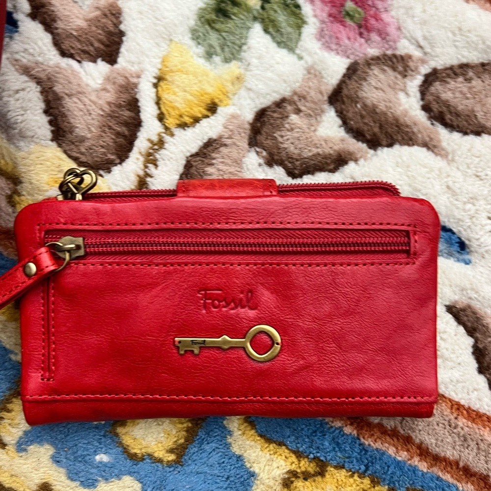 Red Fossil Unique Shoulder Bag - image 2